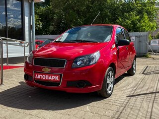 2011 Chevrolet Aveo I Рестайлинг, красный, 385000 рублей, вид 4