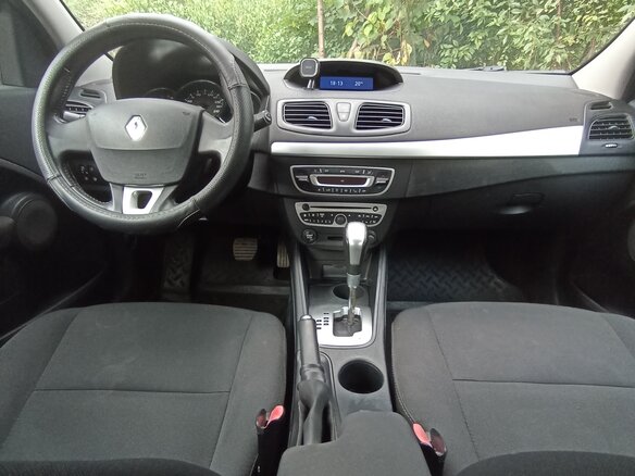 2012 Renault Megane III Рестайлинг, чёрный - вид 8