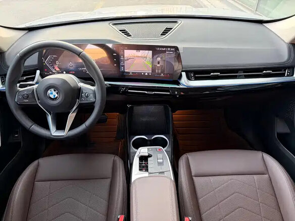 2024 BMW X1 Long 20Li sDrive III (U11/U12), белый, 3102208 рублей - вид 4