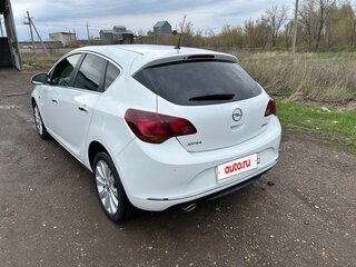 2013 Opel Astra J Рестайлинг, белый, 700000 рублей, вид 5