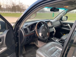 2010 Toyota Land Cruiser 200 Series, чёрный, 2780000 рублей, вид 3