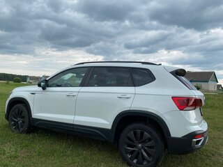 2022 Volkswagen Taos I, белый, 1650000 рублей, вид 4