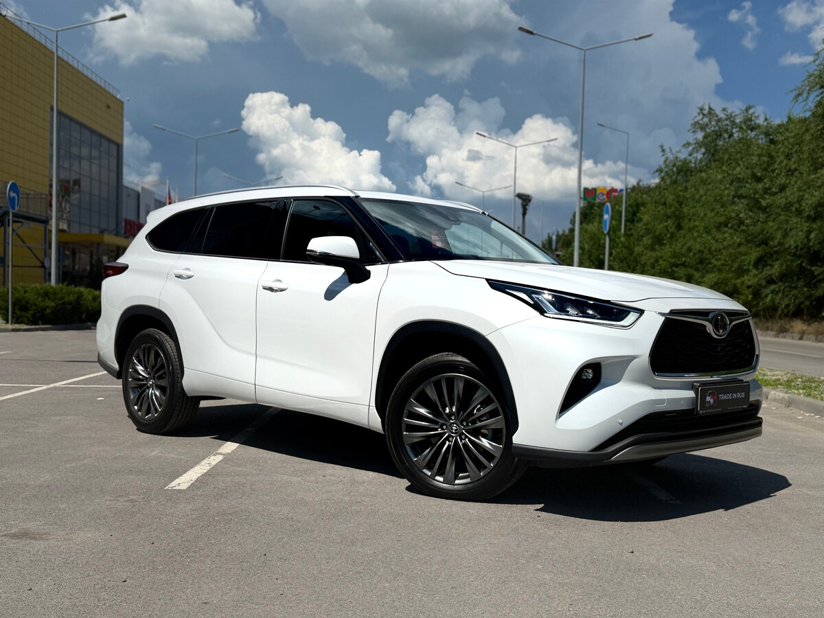 Открыть фотографии: Toyota Highlander IV (XU70)