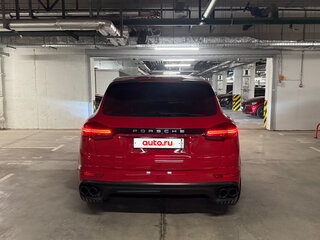 2015 Porsche Cayenne Diesel II Рестайлинг (958), красный, 4100000 рублей, вид 4