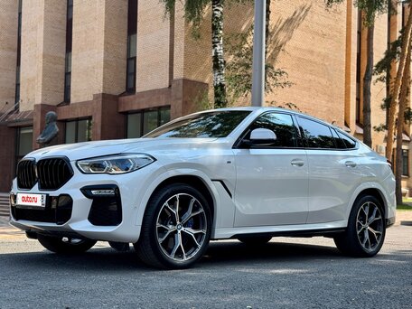 2020 BMW X6 40i III (G06), белый, 8290000 рублей, вид 3