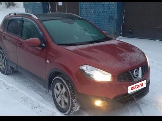 2011 Nissan Qashqai I Рестайлинг, красный, 900000 рублей, вид 2