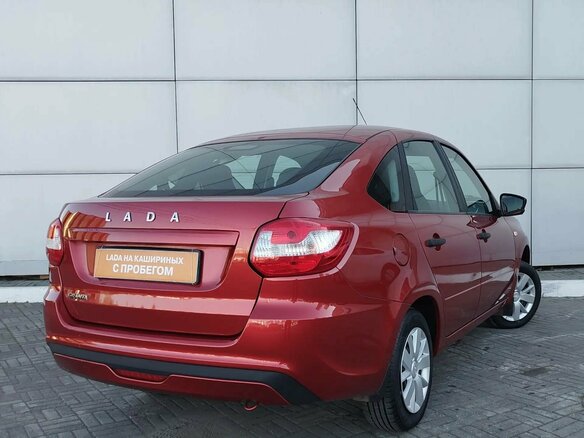2020 Lada (ВАЗ) Granta I Рестайлинг, красный, 600000 рублей - вид 4
