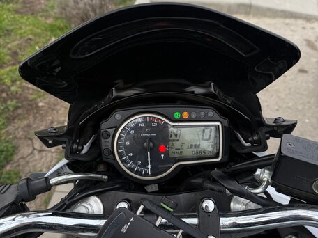 2013 Suzuki GSR 750, белый, 620000 рублей, вид 4