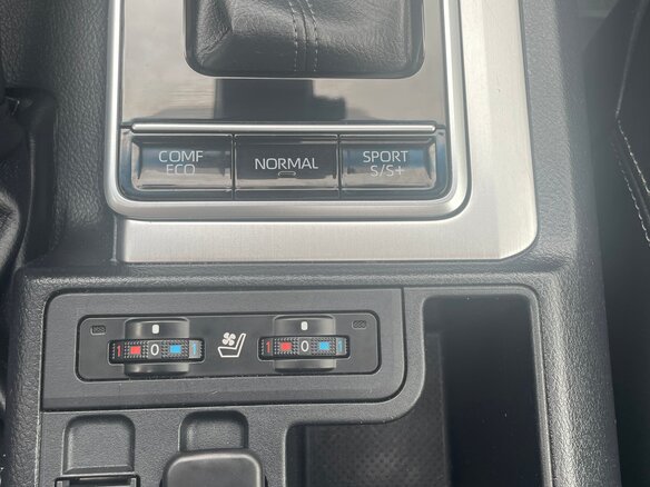 2019 Toyota Land Cruiser Prado 150 Series Рестайлинг 2, чёрный, 5750000 рублей - вид 9