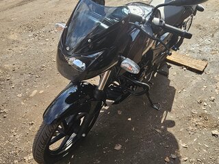 2021 Bajaj Pulsar 180, чёрный, 160000 рублей, вид 3