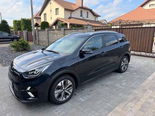 2019 Kia Niro I Рестайлинг, чёрный, 1350000 рублей, вид 1