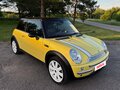 2003 Mini Hatch Cooper I (R50), жёлтый, 520000 рублей - вид 2