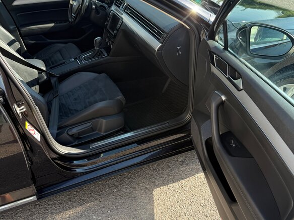 2017 Volkswagen Passat DSG6 B8, чёрный, 2100000 рублей - вид 9