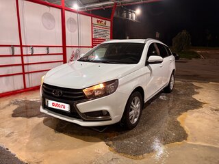 2018 Lada (ВАЗ) Vesta SW I, белый, 890000 рублей, вид 1