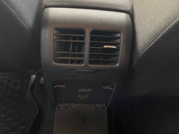 2010 Volkswagen Jetta V, чёрный - вид 13