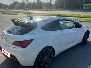2012 Opel Astra GTC J Рестайлинг, белый, 600000 рублей, вид 4