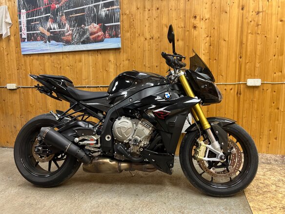 2016 BMW S 1000 R, чёрный, 1249000 рублей