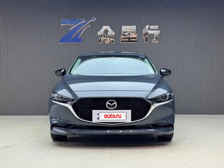2022 Mazda 3 Axela IV (BP), белый, 1970000 рублей, вид 3