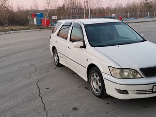 2001 Toyota Vista Ardeo V (V50) Рестайлинг, белый, 390000 рублей, вид 3