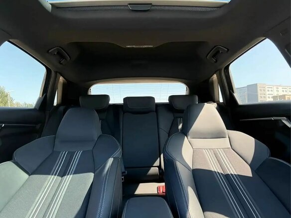 2023 Audi A3 Sportback 35 TFSI IV (8Y), серый, 2250000 рублей - вид 14