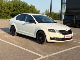 2017 Skoda Octavia III (A7) Рестайлинг, белый, 1650000 рублей, вид 4