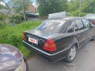 1994 Mercedes-Benz C-Класс 180 (PMS) I (W202), чёрный, 115000 рублей, вид 2