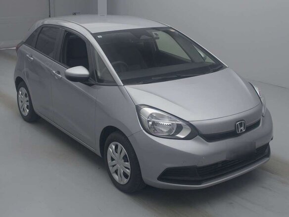 2023 Honda Fit IV Рестайлинг, серебристый, 1200000 рублей - вид 1