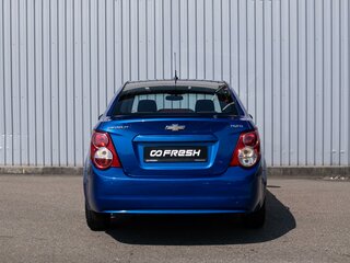 2013 Chevrolet Aveo II, синий, 745000 рублей, вид 4