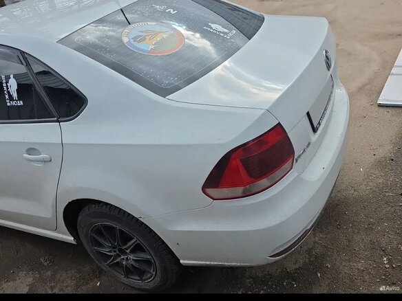 2016 Volkswagen Polo V Рестайлинг, белый, 550000 рублей - вид 5