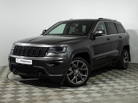 2017 Jeep Grand Cherokee IV (WK2) Рестайлинг, серый, 2699585 рублей, вид 1