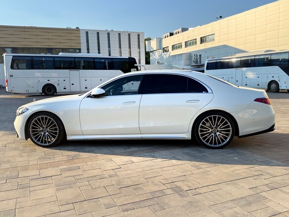 2020 Mercedes-Benz S-Класс 500 Long 4MATIC VII (W223), белый, 9800000 рублей - вид 4