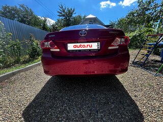 2011 Toyota Corolla X (E140, E150) Рестайлинг, красный, 920000 рублей, вид 4