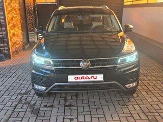 2021 Volkswagen Tiguan Allspace II, чёрный, 2850000 рублей, вид 1