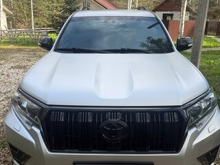 2021 Toyota Land Cruiser Prado 150 Series Рестайлинг 3, серебристый, 6700000 рублей, вид 1