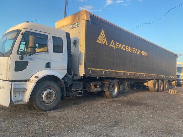 2008 Ford Cargo, белый, 610000 рублей