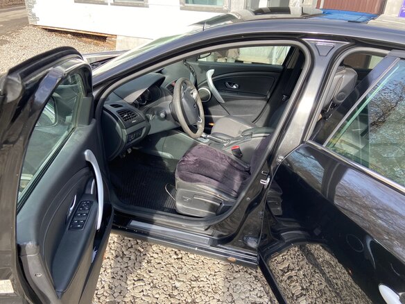 2010 Renault Fluence I, чёрный, 480000 рублей - вид 4