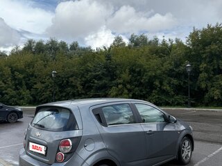 2014 Chevrolet Aveo II, серый, 690000 рублей, вид 3