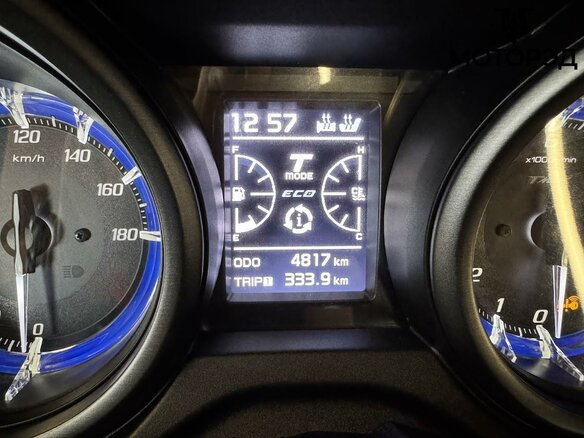 2022 Yamaha TMAX, серый, 1400000 рублей - вид 8