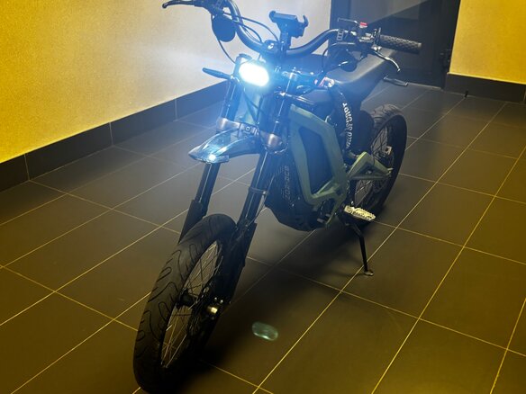 2022 Sur-ron Light Bee, зелёный - вид 5