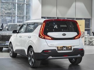2021 Kia Soul III, белый, 1749000 рублей, вид 4