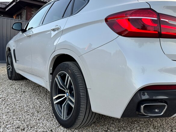 2019 BMW X6 30d II (F16), белый, 5300000 рублей - вид 10