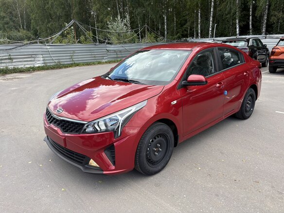2025 Solaris KRS, красный, 2560000 рублей