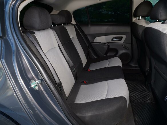 2013 Chevrolet Cruze I Рестайлинг, серый - вид 6
