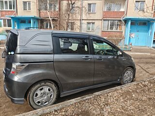 2012 Honda Freed Spike I Рестайлинг, серый, 1050000 рублей, вид 2