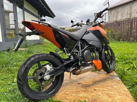 2009 KTM 690 Duke, оранжевый, 350000 рублей, вид 3