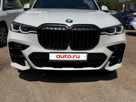 2020 BMW X7 30d I (G07), белый, 7300000 рублей, вид 3