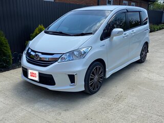 2015 Honda Freed I Рестайлинг 2, белый, 1400000 рублей, вид 1