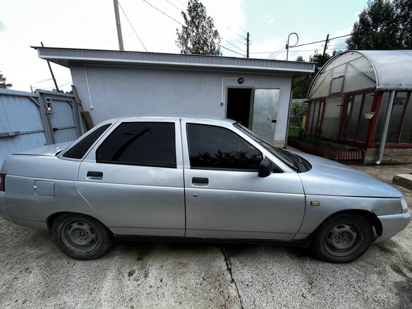 2006 Lada (ВАЗ) 2110, серебристый, 75000 рублей - вид 2