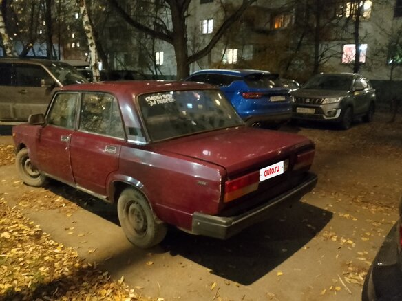 2002 Lada (ВАЗ) 2107, красный, 90000 рублей - вид 4