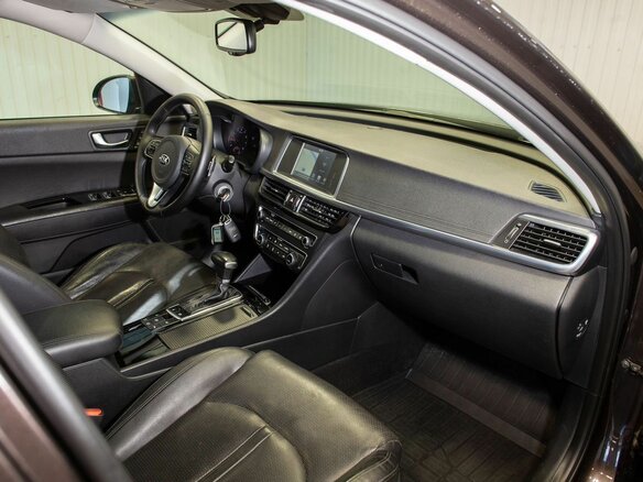 2017 Kia Optima IV, коричневый - вид 20